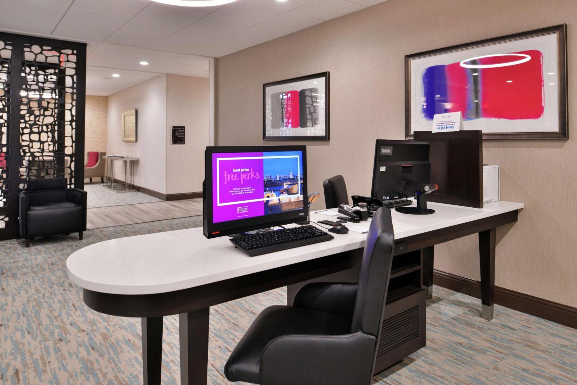 Homewood Suites Des Moines Airport Exterior photo